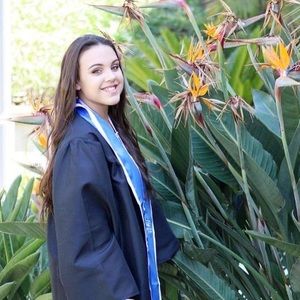 Meet your Posher, Carly